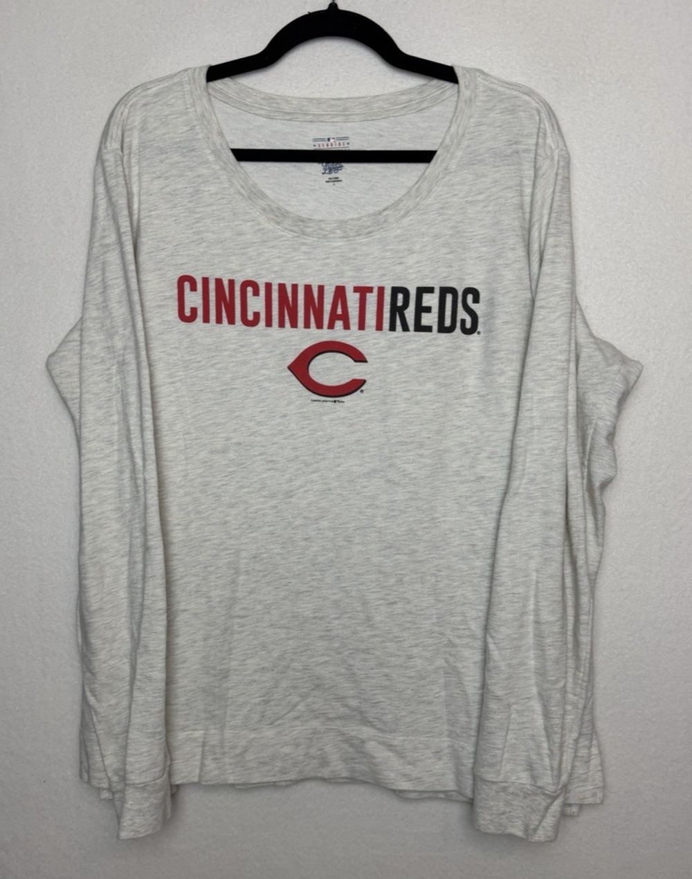 Cincinnati Reds Campus Lifestyle Gray Long Sleeve Sweatshirt Women's Size L